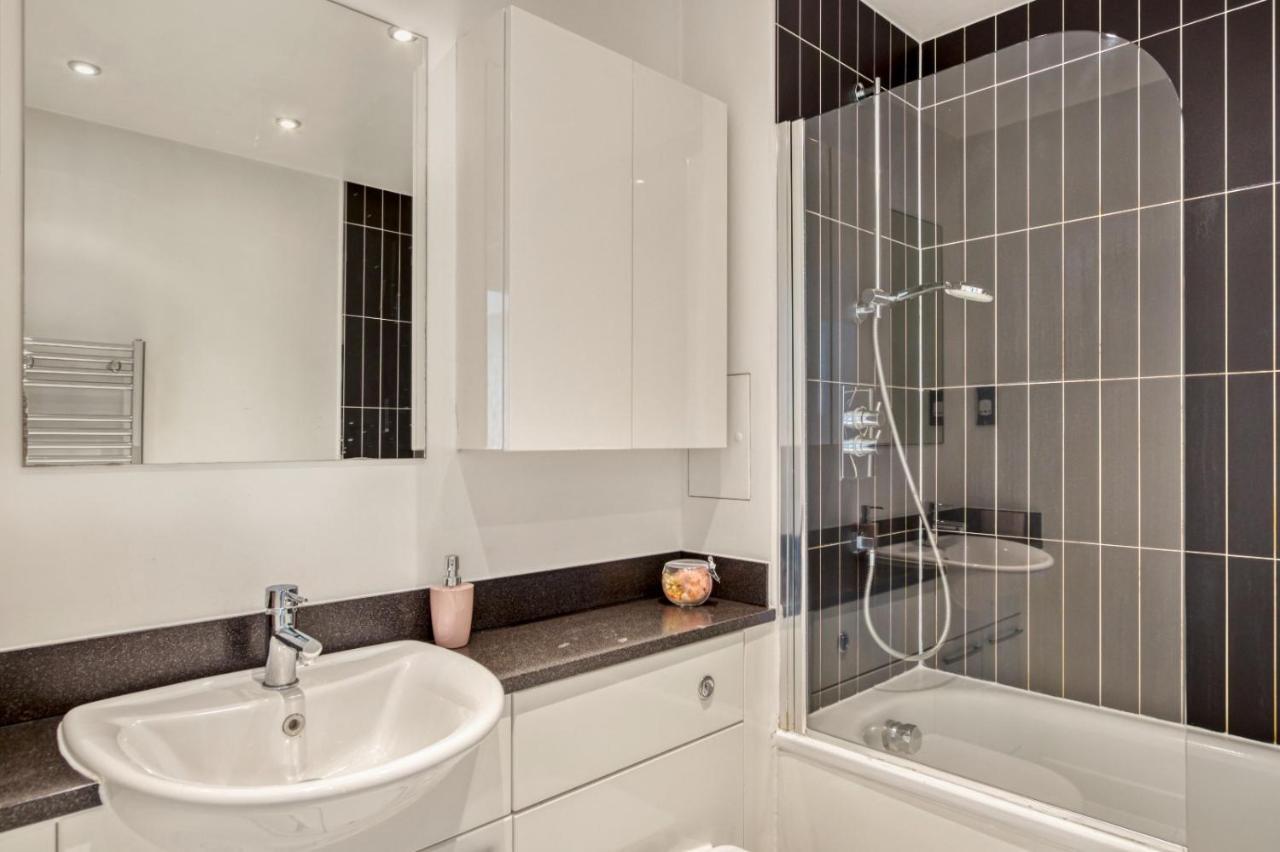 Delightful Apartment Wandsworth Londra Dış mekan fotoğraf